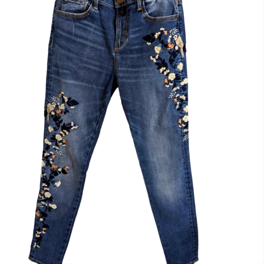 Driftwood Jackie Embroidery Jeans...Size 27 - Picture 4 of 11